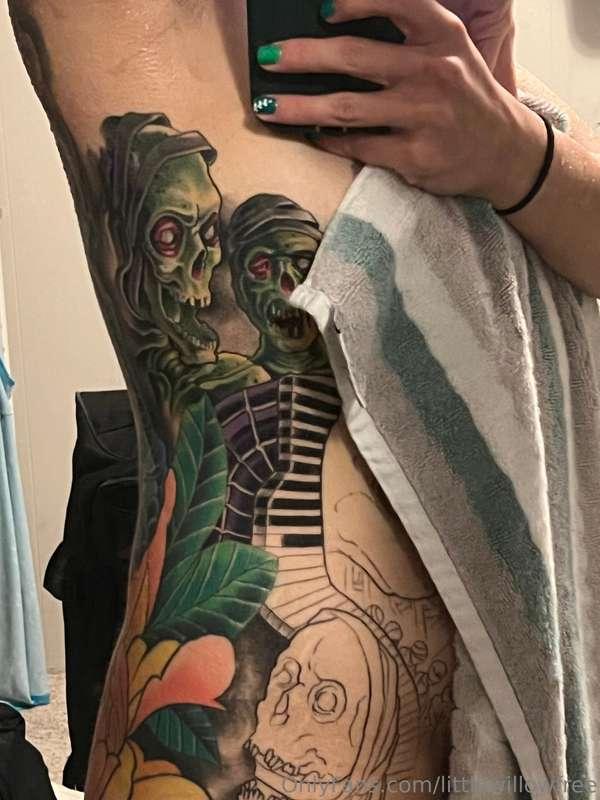 Here is alittle close up of my new rib piece! Still soooo mu..