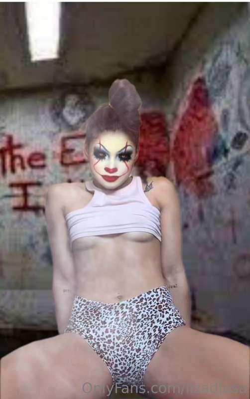 Halloween is coming @lizadiosa7