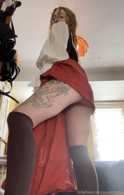 pirate girl wants to give u her booty