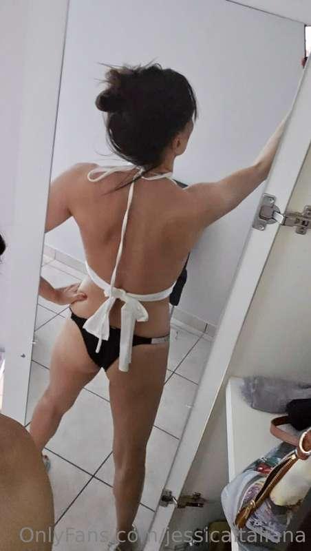 Oggi prova costume …💋💋💋
Vi piace? O siete distratti da qualc..