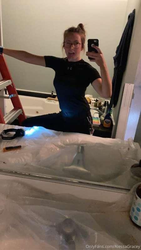 Your girl is working hard today 😜 home owner has no idea the..