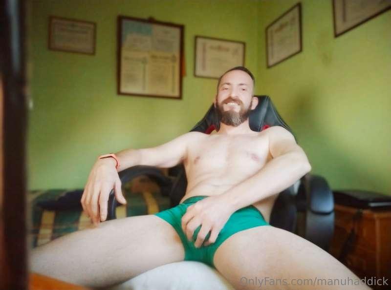 Green boxers 3/7