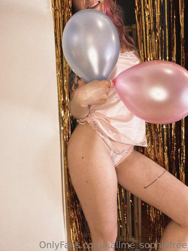 I have a ton of birthday content , photos and videos coming ..