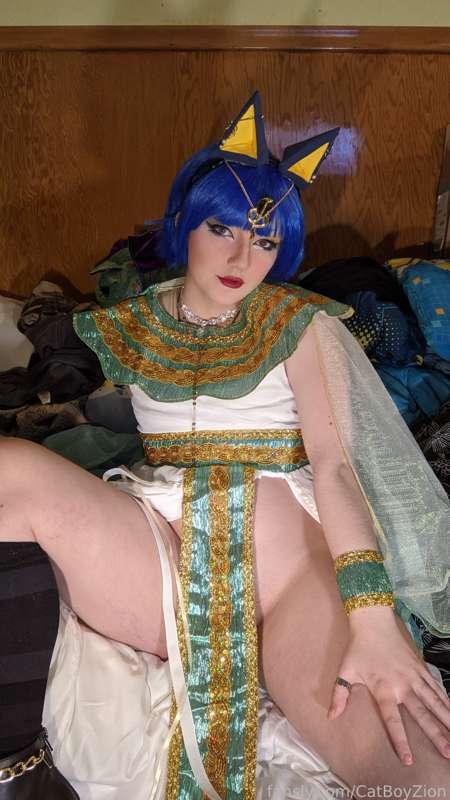 First of my ankha set! I love how she came out and I'm happy I finally could cosplay her ❤️ 