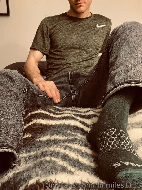 Swipe my cloths off. ➡️