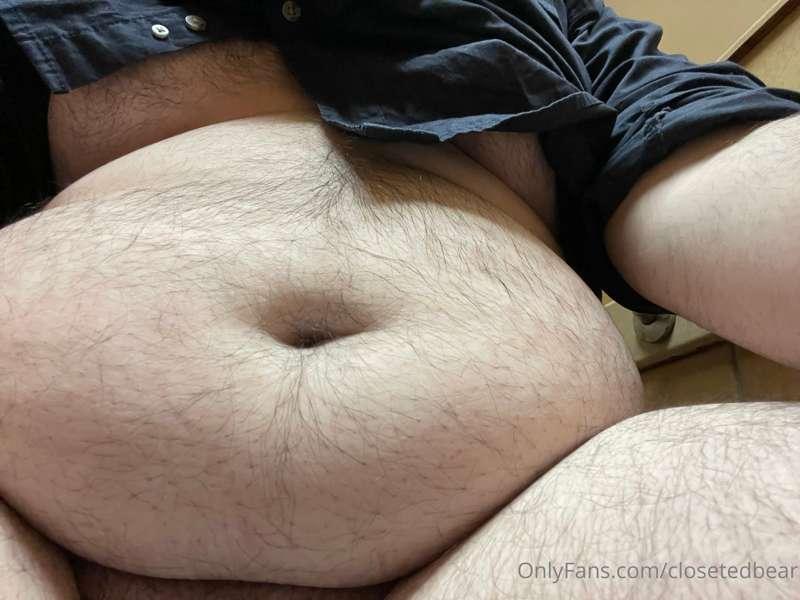 Who wants to rub my belly?