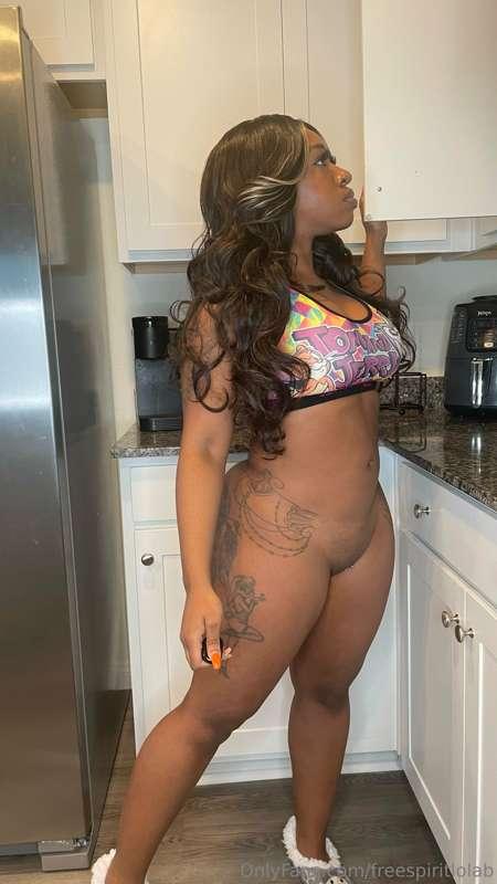 Grand rising bby 🙌🏾💕
I hope you ready for some new content 😜..