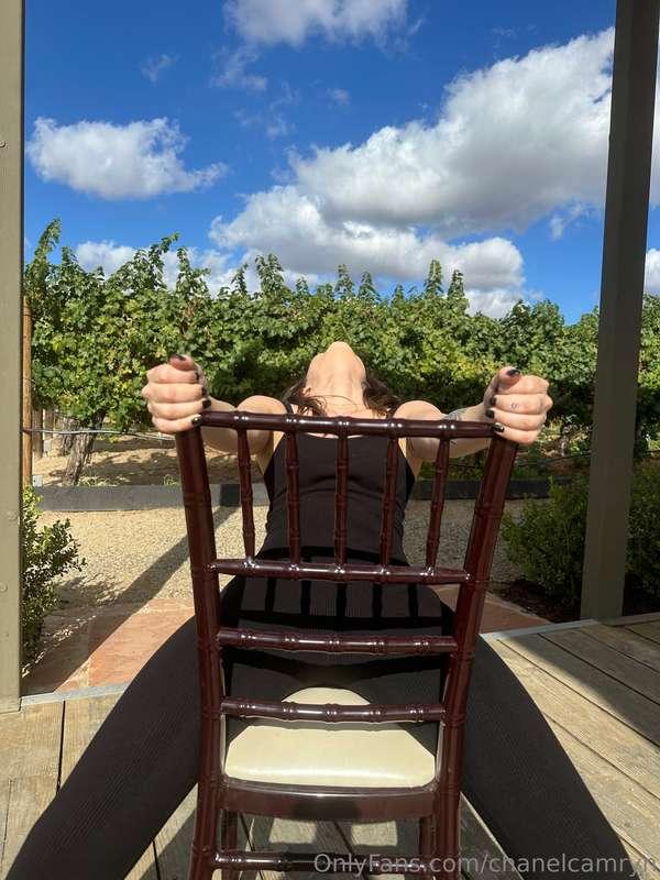 How bad do you want to replace this chair? 🤭