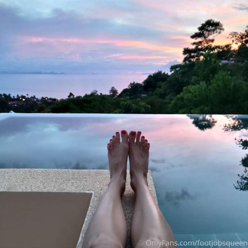 This sunset was so magic 🔮🪄🥰 would you join me to enjoy this..