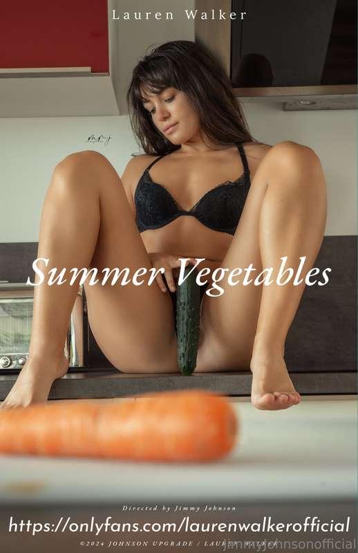 "Summer vegetables" 🔞

-Shooting-

Photographe / @jimmyjohns..