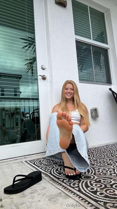 livialovex image #22