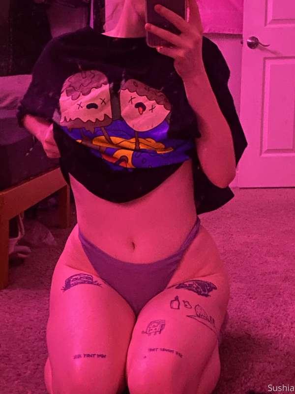 Just got off my *time of the month* and i am feeling very ho..