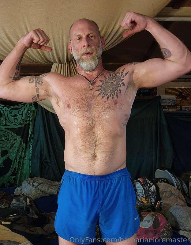 A whole lot of sweaty dad 