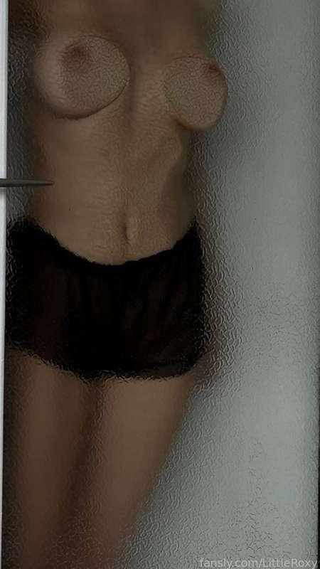 littleroxy image #1