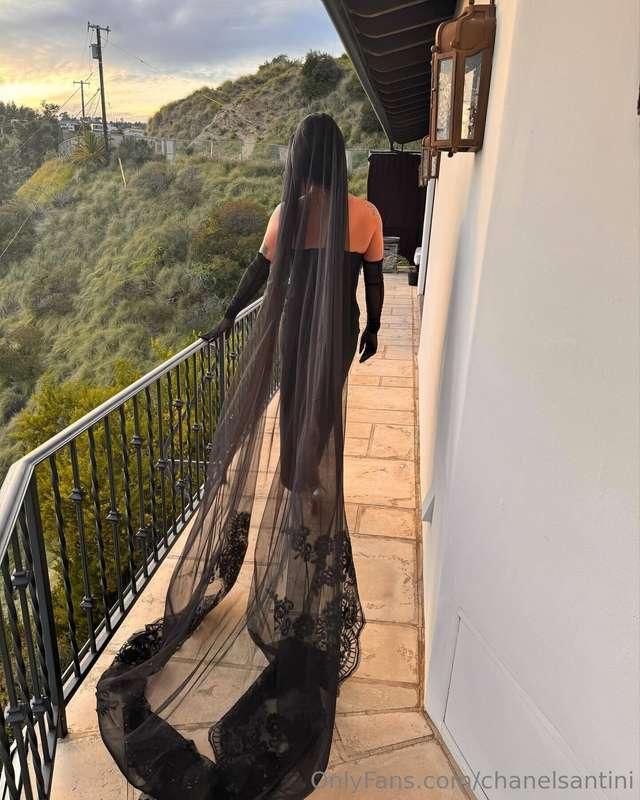 Caught in my web yet, baby? 🕷️