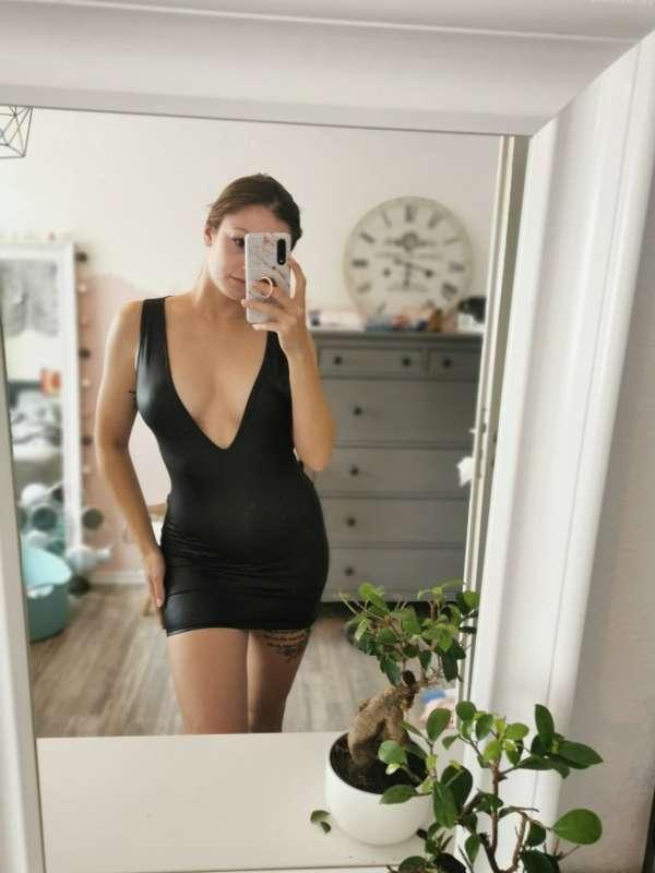 Upgrade to package 4 to see hot videos in this dress soon ❤️