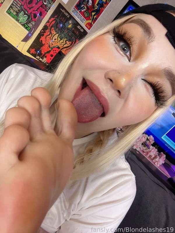 blondelashes19 image #19