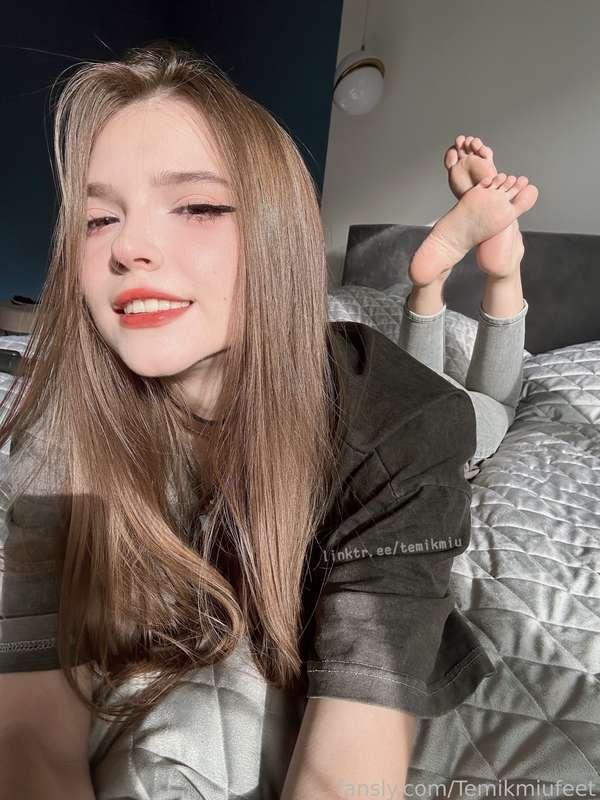 temikmiufeet image #3