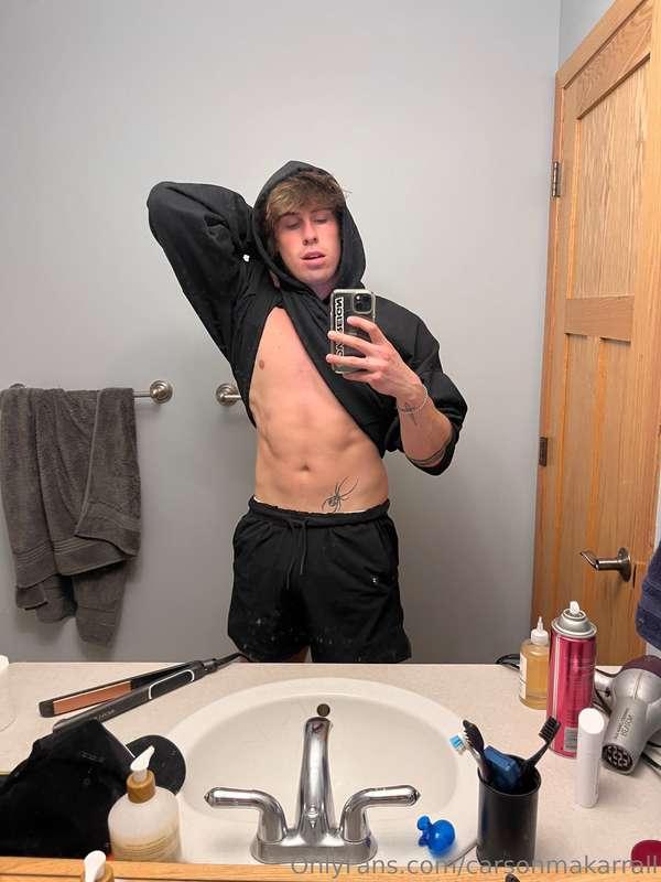 carsonmakarrall image #0