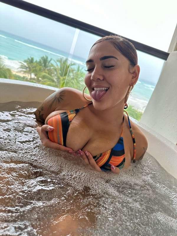 life is good 🌴