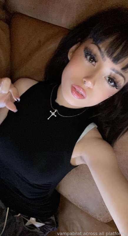 madamzombodomme image #1