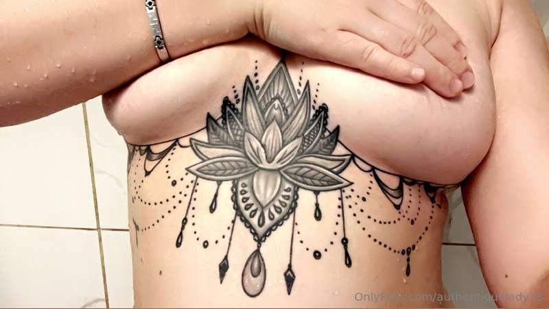 Bonne journée sous la pluie à relaxer au chaud 😏🔥J’ai hâte a..