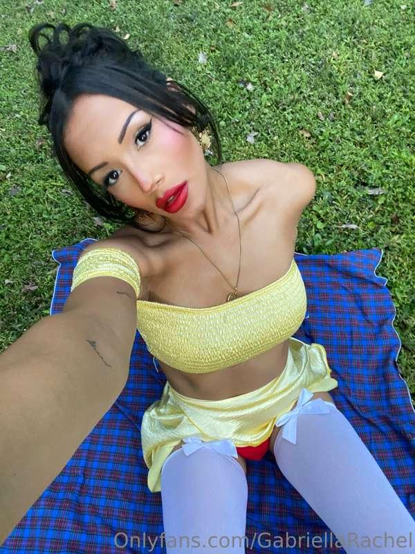 gabriellarachel image #1