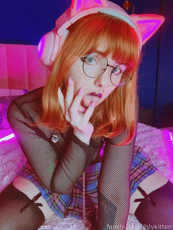lilslvkitten image #4