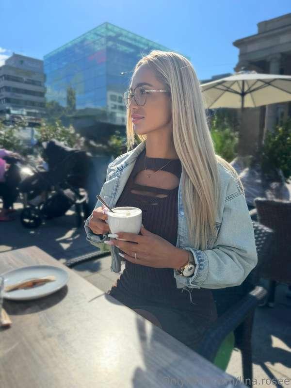 Liebe Grüße ihr Lieben 🥰