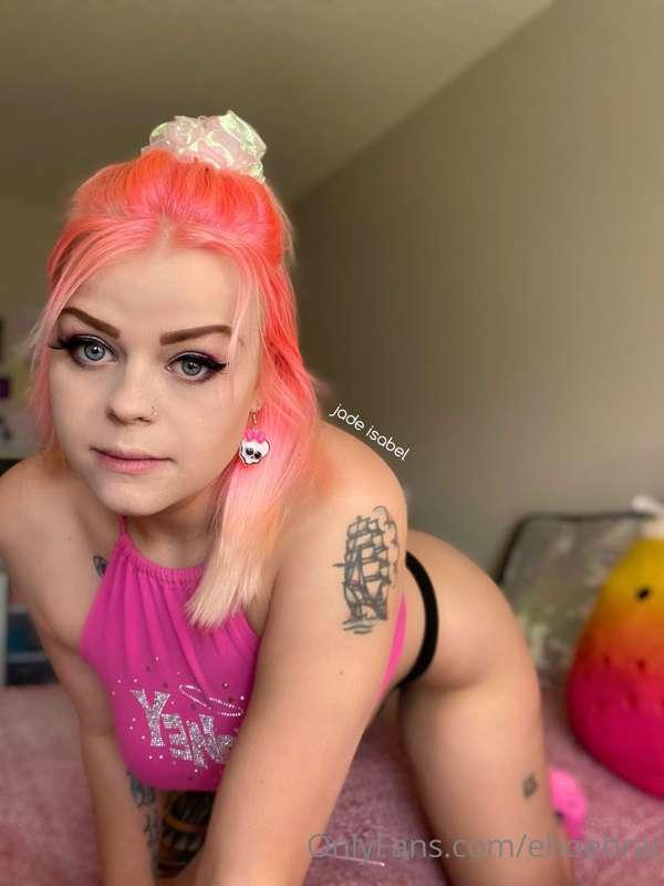 ## **unlock for 21 uncensored pics**