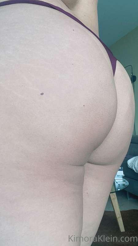 Which view of my ass is best? 👀