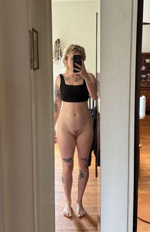hmm what should i put up my butt today?? 