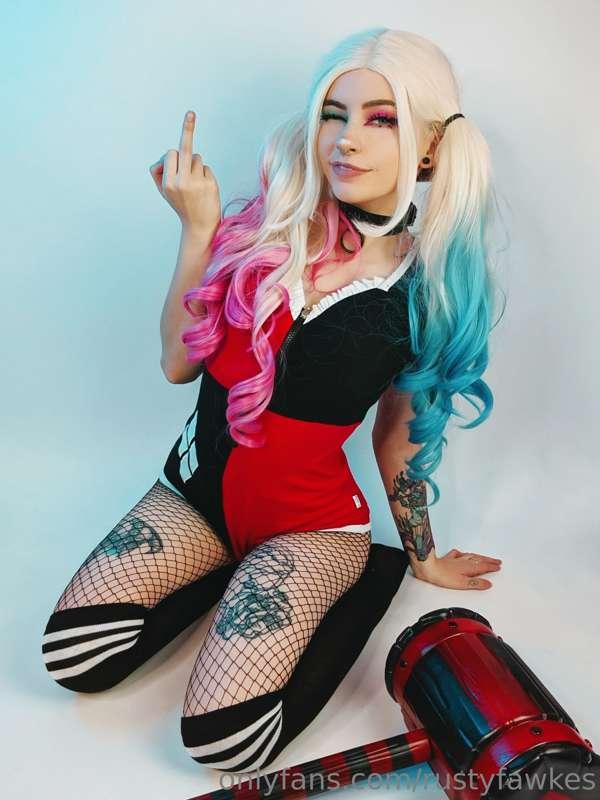 Did you miss my Harley set?? hehe.. 30 more HD pics! c;

DM ..