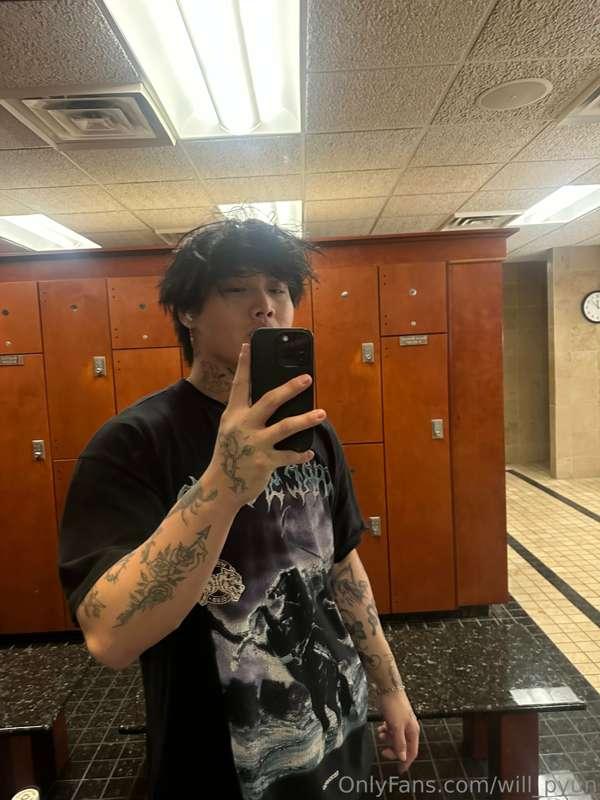 I need to unload DM me 😈💦