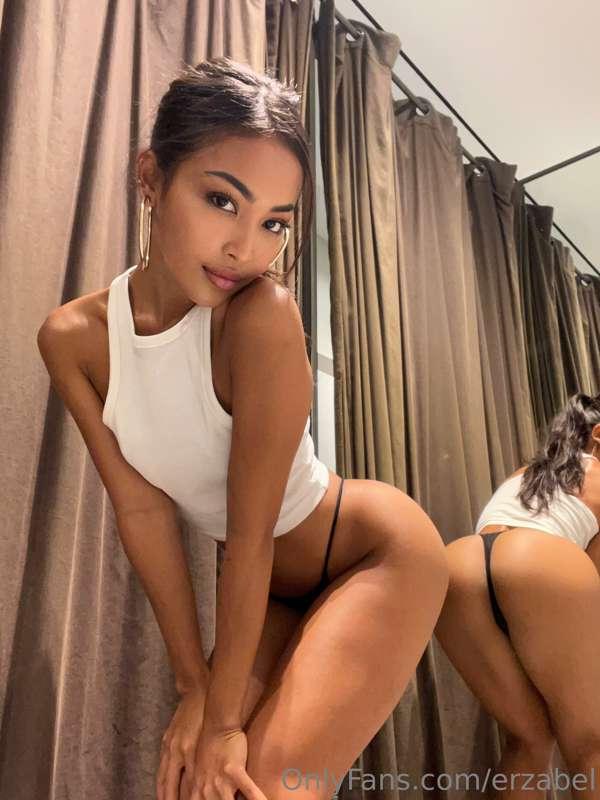 Focus on me. 😈