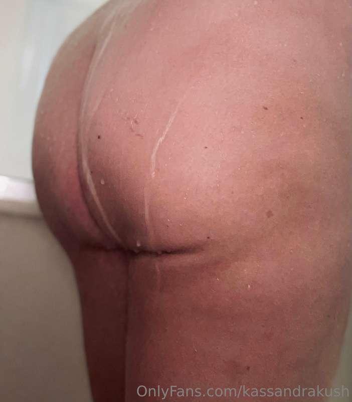 Happy Tushy Tuesday!