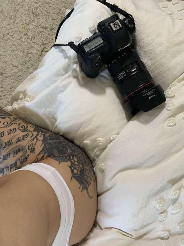 Posing for @suicidegirls with @sawacide 🥵😍😍
