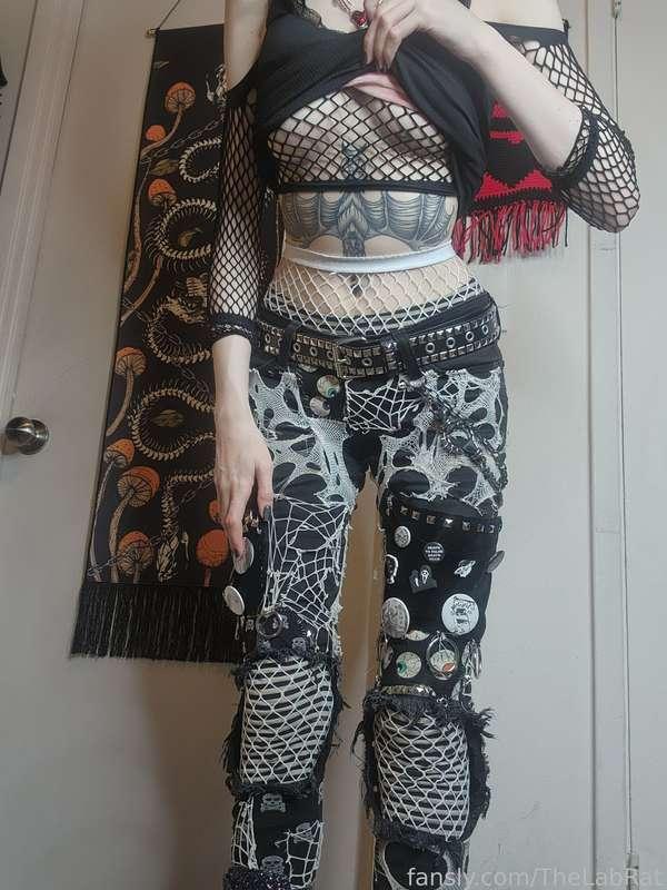 thelabrat image #2