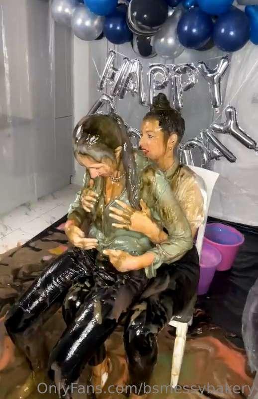 bsmessybakery image #27