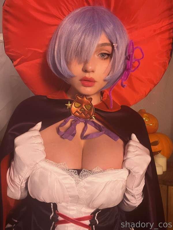 Hello, my dear kittens! 🎃 Did you miss sweet cutie Rem? She ..