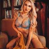 develishblonde
