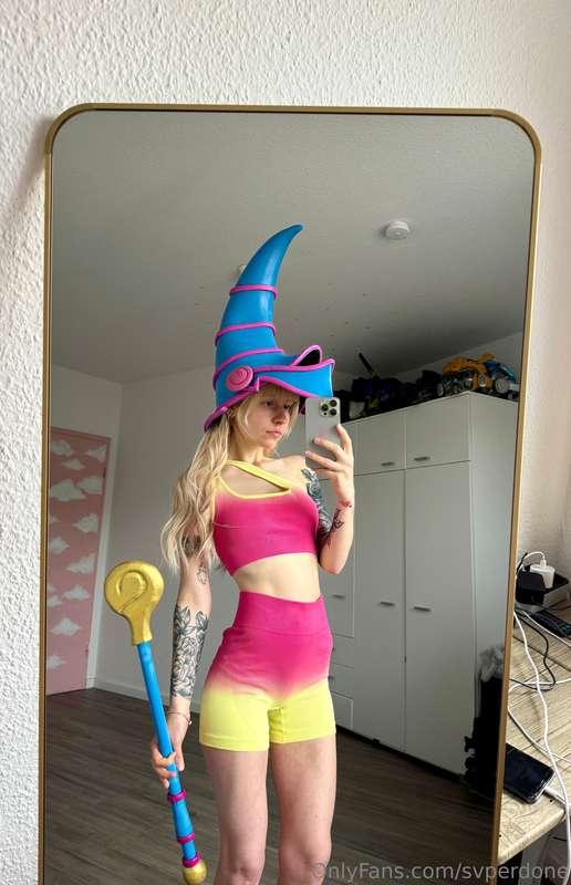 Putting together the cosplay for next week and I wanted to g..