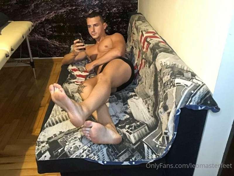 Waiting for tips 👅👅👅