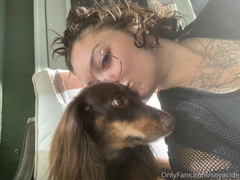 Most of my time in Florida was spent kissing my friends’ dog..