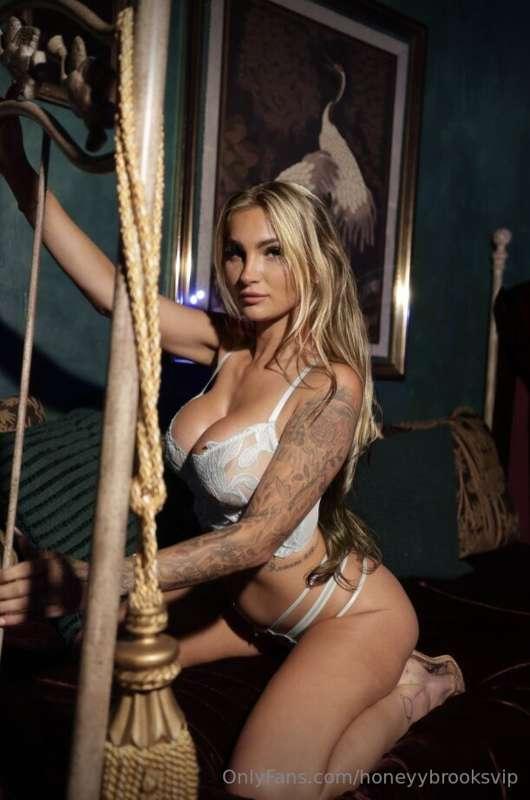 RARE FREE LINK to😈 she’s giving away ONE free trial to which..