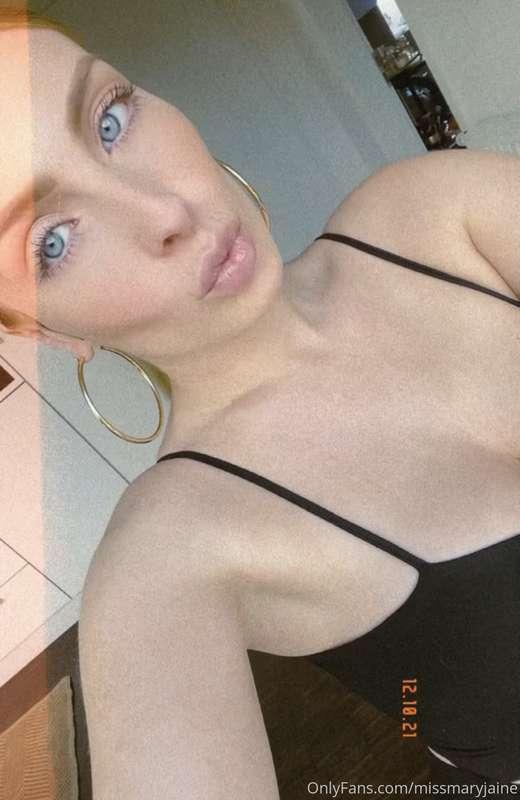 Send tip💸 for the naughty version! 📩 5-15$ choose your perso..