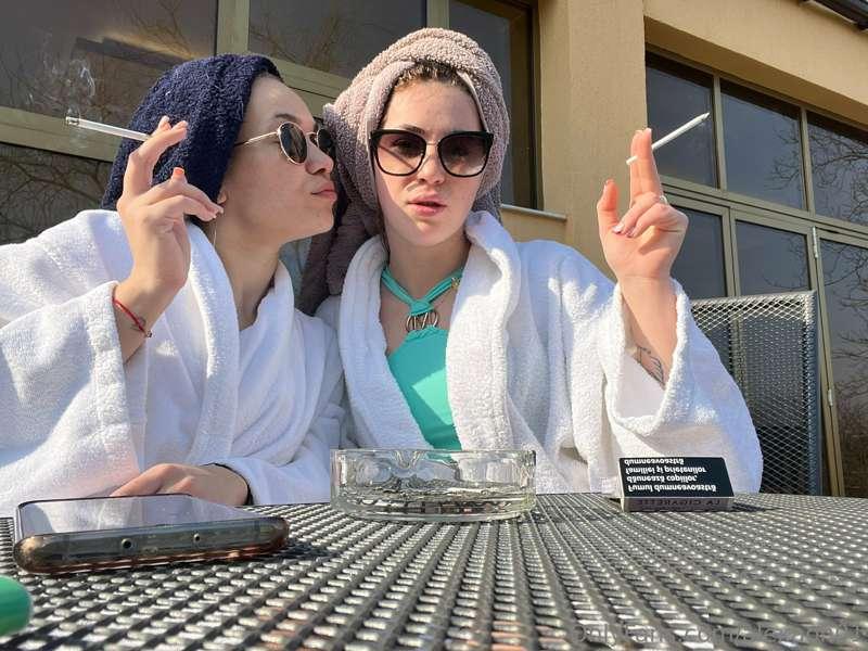 This is how we gossip about our haters 😂! 
Wanna join? ❤️❤️❤..