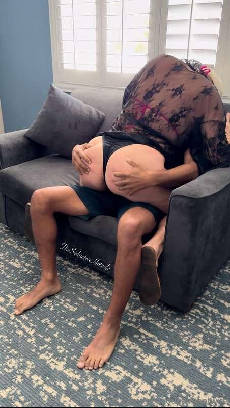 theseductivehotwife image #0