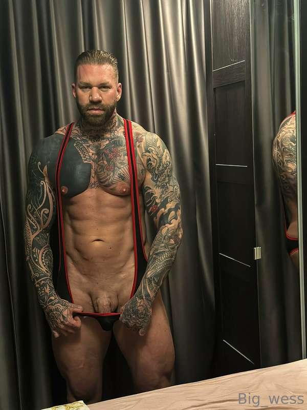 Come and wrestle with me 😈😈