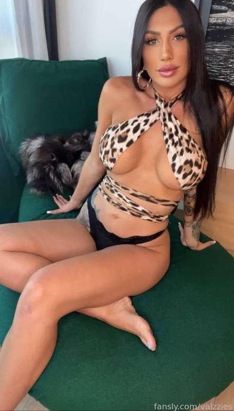 Show me your hard cock 💞

#pussy #wet #tits